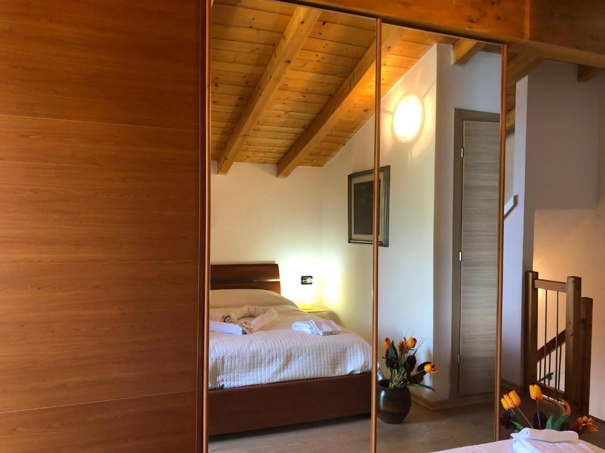 La Villetta In Residence Con Piscina E Vista Lago Parzanica Экстерьер фото