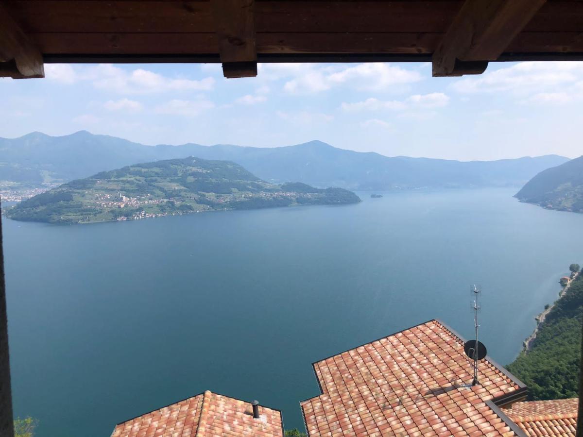 La Villetta In Residence Con Piscina E Vista Lago Parzanica Экстерьер фото