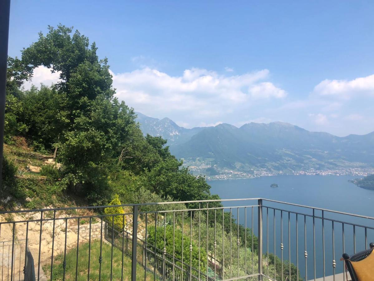 La Villetta In Residence Con Piscina E Vista Lago Parzanica Экстерьер фото