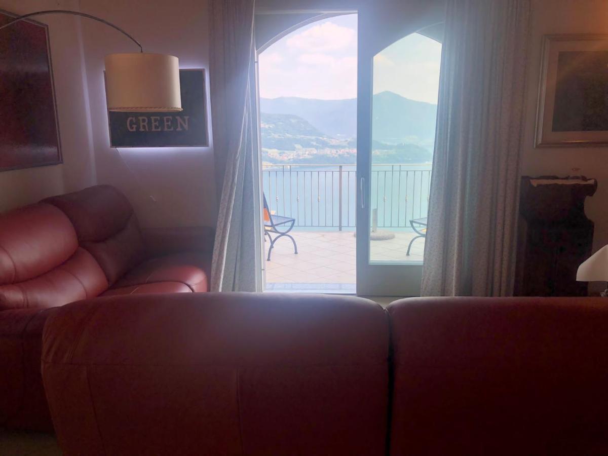 La Villetta In Residence Con Piscina E Vista Lago Parzanica Экстерьер фото